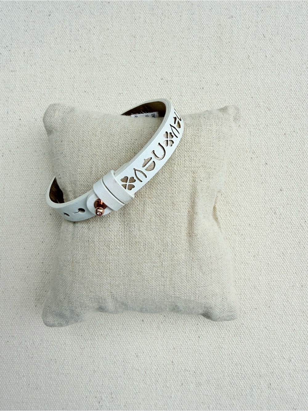 *Single Leather Band* KEEP COLLECTIVE Retired Pin Closure Lucky Design